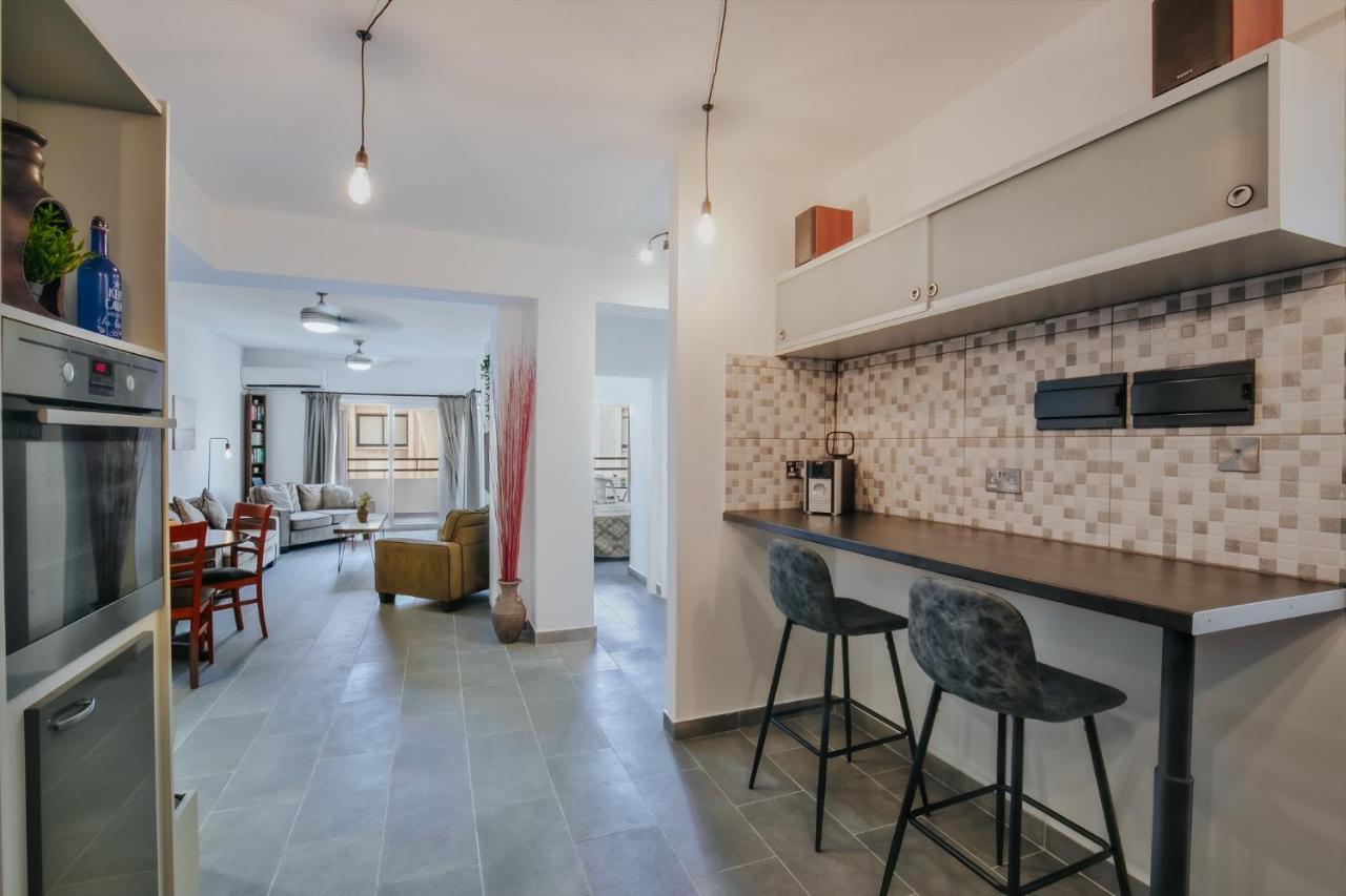 Lazaros Centre Apartment Larnaca Exterior foto